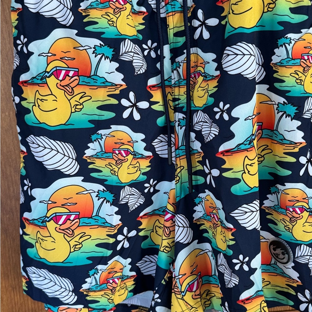 Neff Colorful Duck Print Shorts